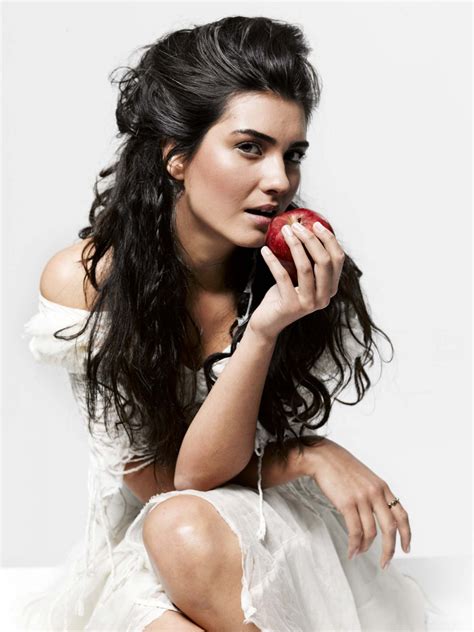 tuba büyüküstün hot